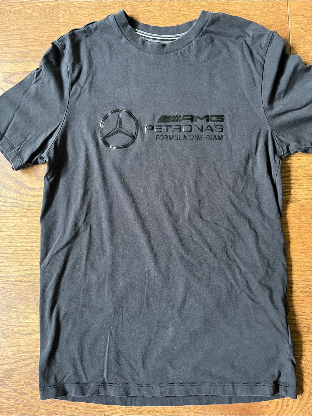 Mercedes Benz AMG Petronas F1 Black T-Shirt.